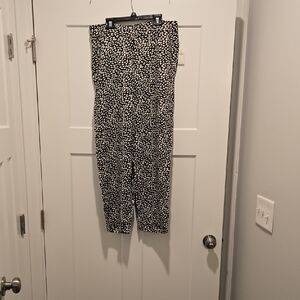 Old NAVY Stylish Black and White Women's Pants
